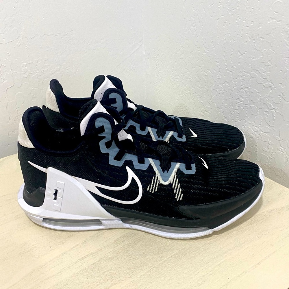 Lebron Witness 6